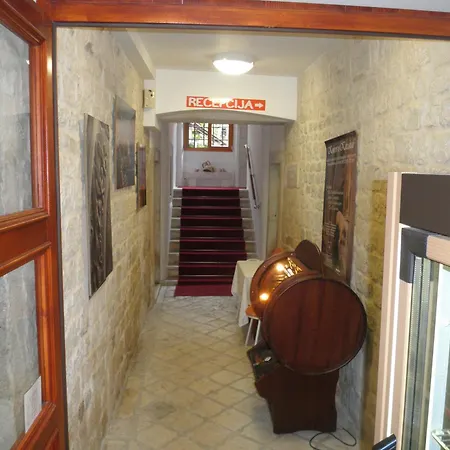 Hotel Monika 4*