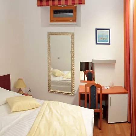 Monika Hotel 4*
