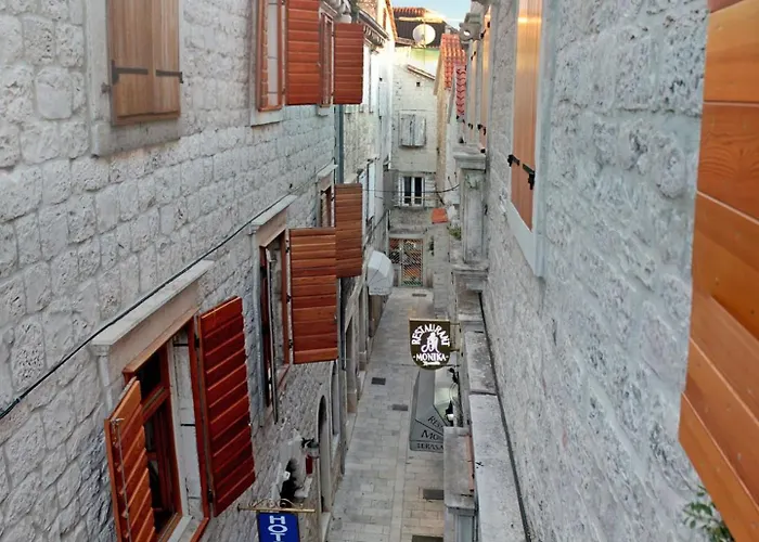 Monika Trogir