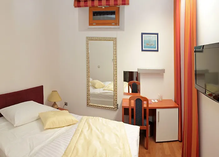 Monika Hotel 4*