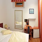 Monika Hotel 4*