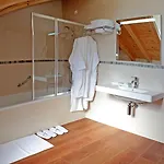 Monika Hotel