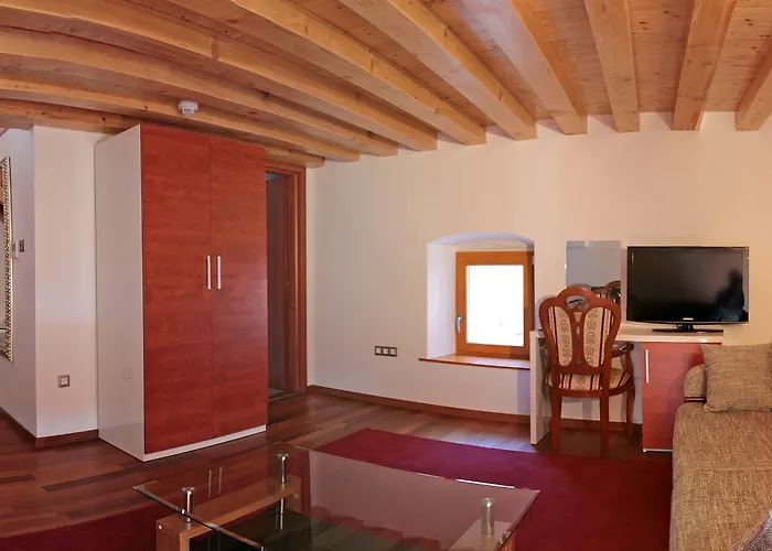 莫妮卡酒店 酒店