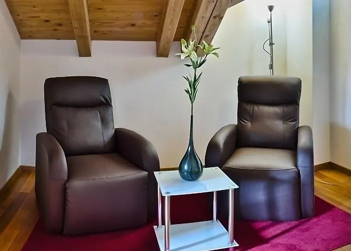 莫妮卡酒店 特罗吉尔