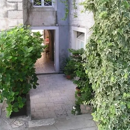 Monika Hotell Trogir